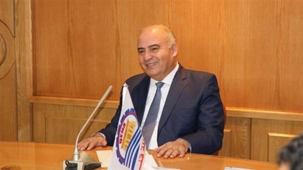 الداودي يعقد اجتماعا