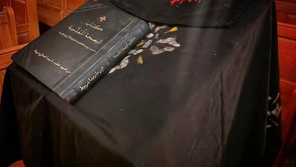 كنائس الأقصر تكتسي