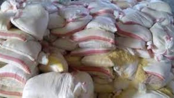 ضبط مصنع أعلاف بدون