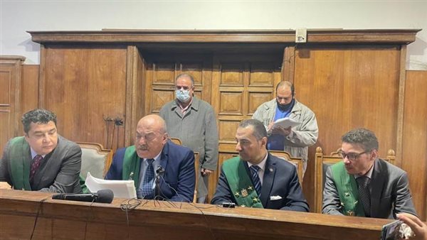 السجن 10 سنوات غيابيا