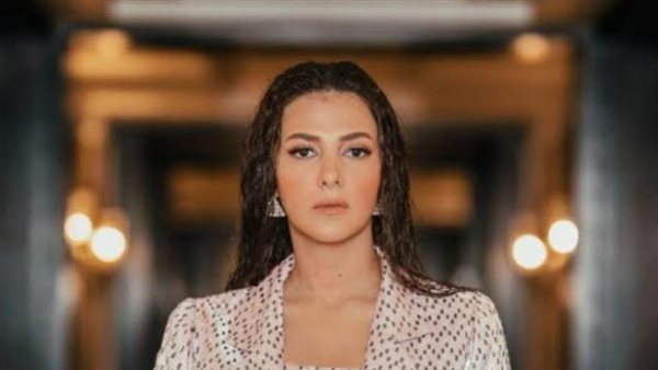 دنيا سمير غانم _