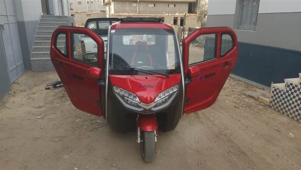 التوك توك الكهربائي