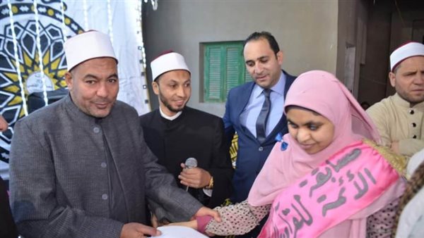 المركز الأول طالبة