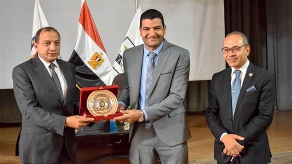 رئيس جامعه بني سويف