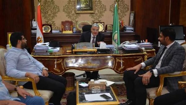 محافظ المنيا