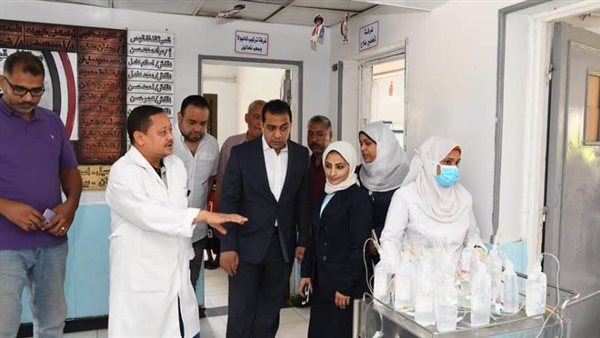 نائب محافظ قنا يفاجئ