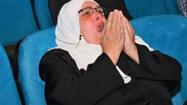 محافظ الغربية ومدير