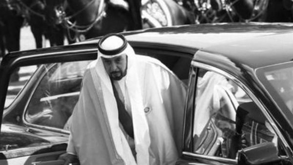 الشيخ خليفة بن زايد