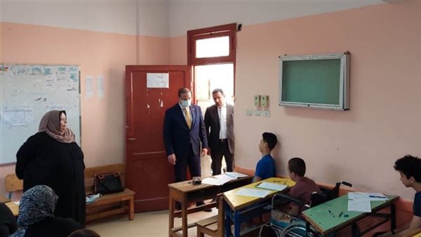 محافظ الفيوم يتفقد