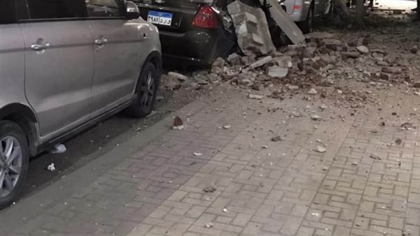 سقوط بلكونة