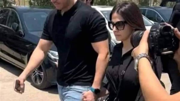 دنيا سمير غانم وزوجها