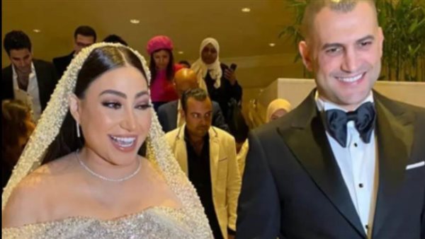 بوسي وزوجها _ أرشيفية