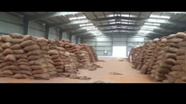 استلام ١٤٠ ألف طنا