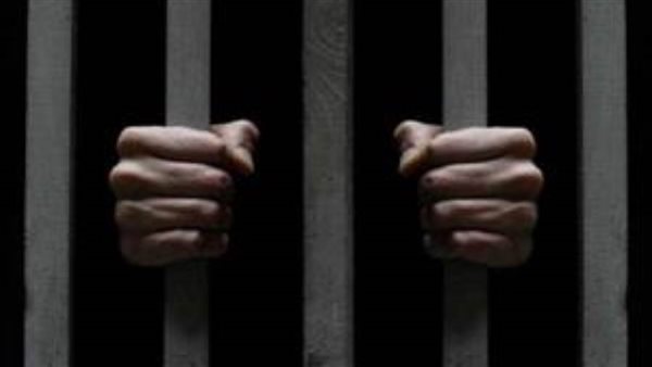 إخلاء سبيل طالب أداب