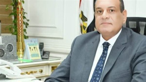 محافظ البحيرة يستقبل