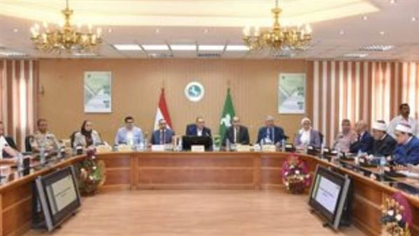 محافظ الشرقية يشيد