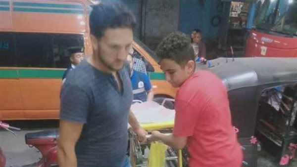 إصابة 5 أشخاص إثر