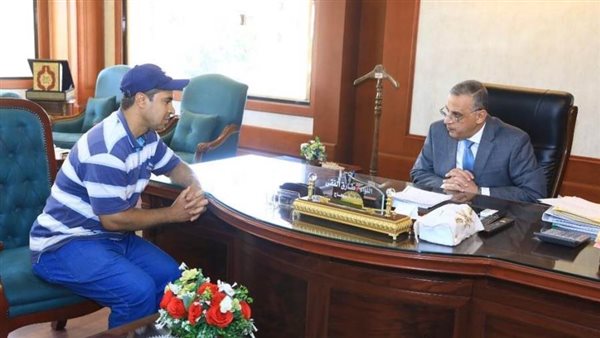 محافظ سوهاج ونائبه