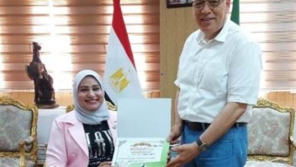محافظ الشرقية يكرم