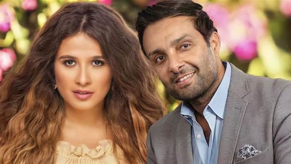 وائل عبد العزيز وشقيقته