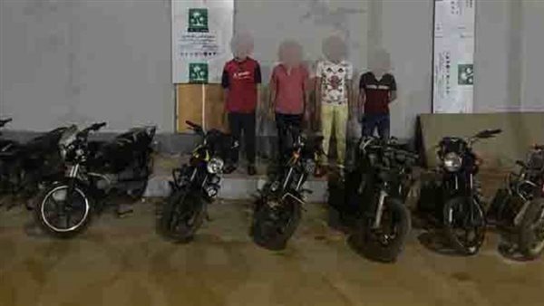 المتهمين عقب ضبطهم