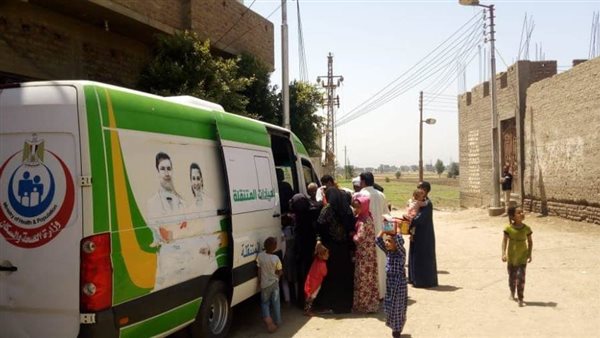 الكشف على 1102مواطن