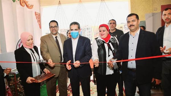 محافظ الغربية يفتتح