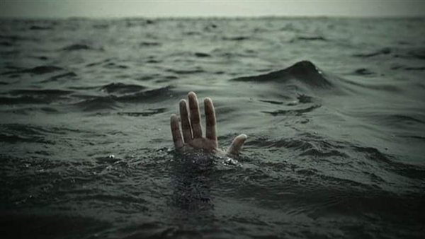 انتشال جثة طفل من