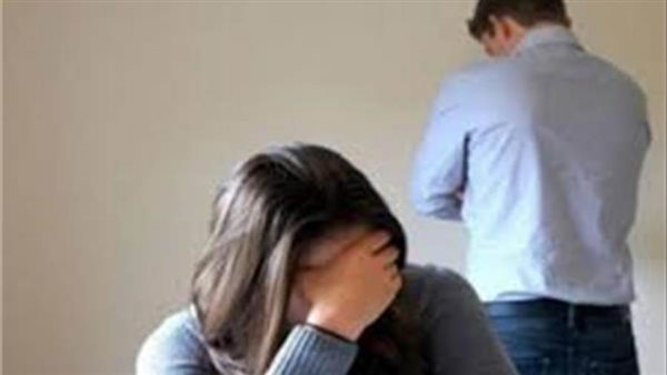 زوجة أمام محكمة الأسرة