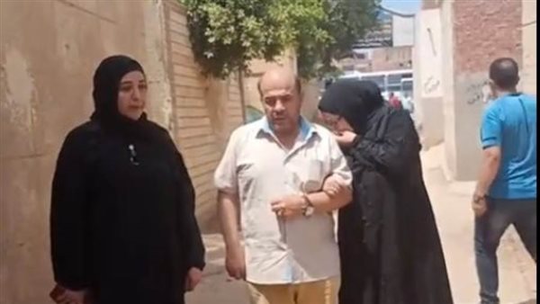 أسرة الطالبة نيرة: