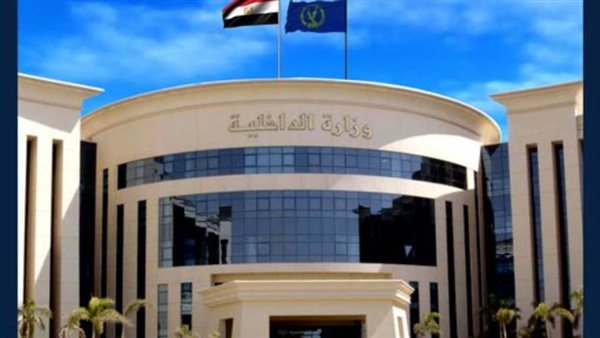 مغادرة أول فوج من