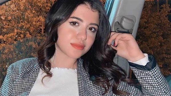 طالبة المنصورة