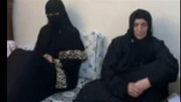 زوجة وأم الضحية