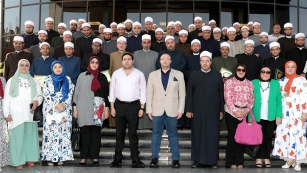 محافظ بني سويف يشهد