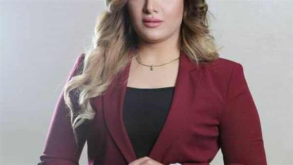 المذيعة شيماء جمال