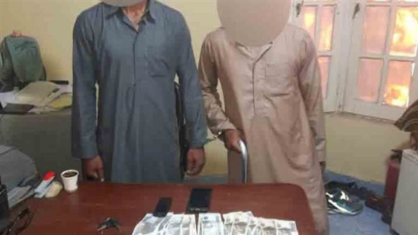 المتهمين عقب ضبطهم