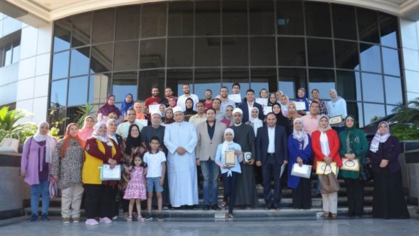 بني سويف تكرم ممثلي