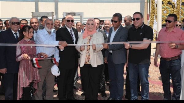 وزيرة التضامن ومحافظ