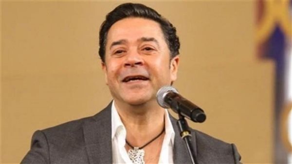 مدحت صالح يوافق على