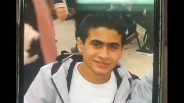 الشاب أحمد المجني