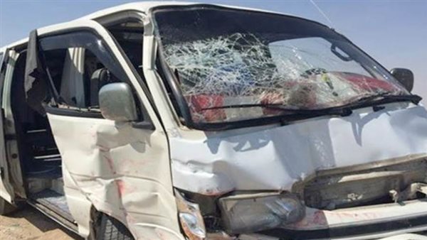 إصابة 16 شخص في انقلاب