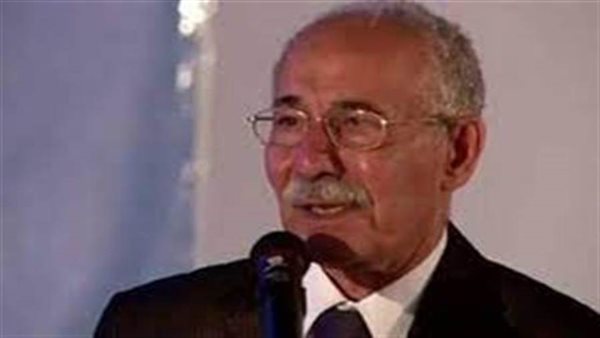 المخرج والناقد المسرحي