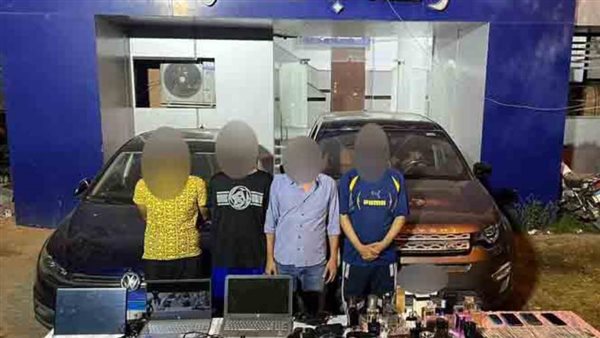 المتهمين عقب ضبطهم