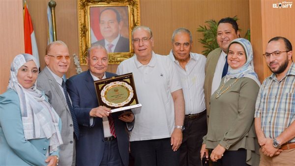  رئيس جامعة المنصورة