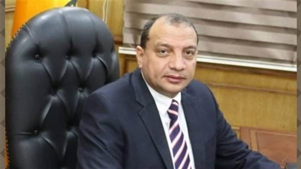 الدكتور منصور حسن