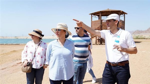 وزيرة البيئة