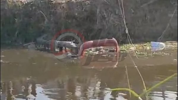 حادث أتوبيس ترعة