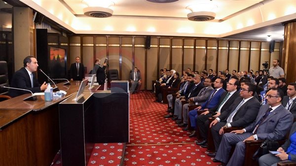 المستشار أحمد مناع