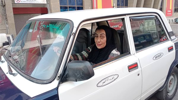 مروة أول سائق تاكسي