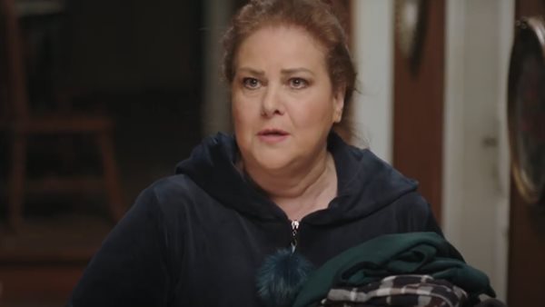 دلال عبد العزيز